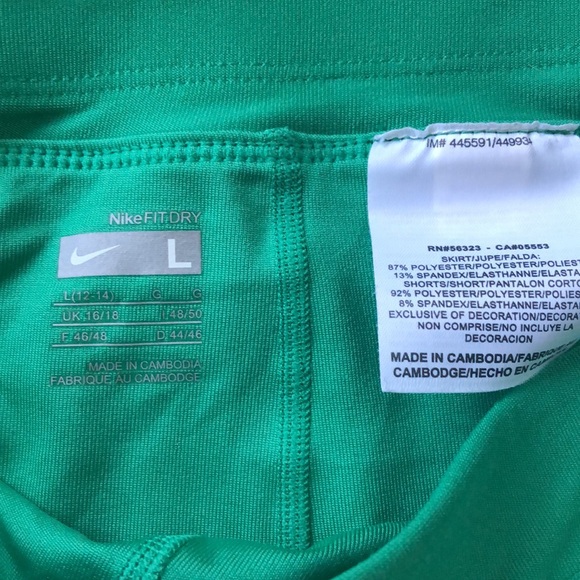 nike green skort